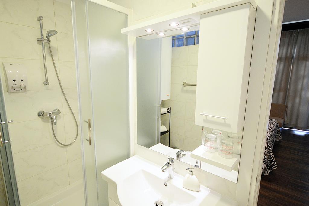 Bed And Breakfast Four Rooms Задар Стая снимка