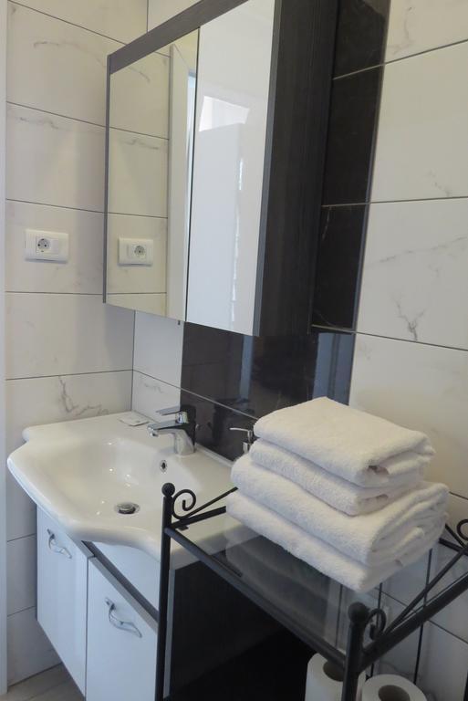 Bed And Breakfast Four Rooms Задар Екстериор снимка